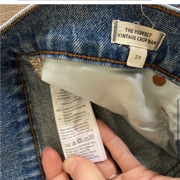 Madewell The Perfect Vintage Jean in Ainsworth Wash - Picture 6 of 8